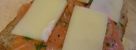 сэндвич-гриль с копченым лососем и сыром. Шаг 3