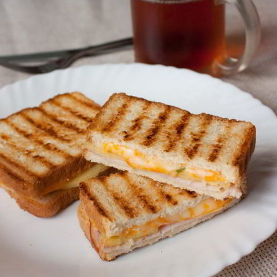 Рецепт сэндвича-гриля с ветчиной и ананасом