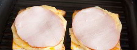 сэндвич-гриль с ветчиной и ананасом. Шаг 3