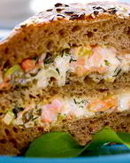 Сэндвич с лососем