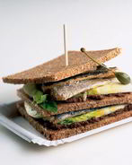 Сэндвич с сардинами