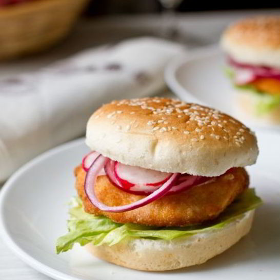 Рецепт сэндвичей с куриным филе в хрустящей панировке