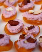 Сырная закуска с курагой