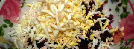 картофельные тарталетки с селедкой в мини шубке. Шаг 4