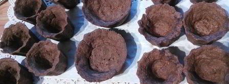 шоколадные тарталетки с панна коттой и клубникой. Шаг 5