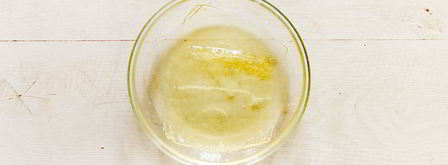 тарталетка со сливочным сыром с помидорами, цуккини и рукколой. Шаг 3