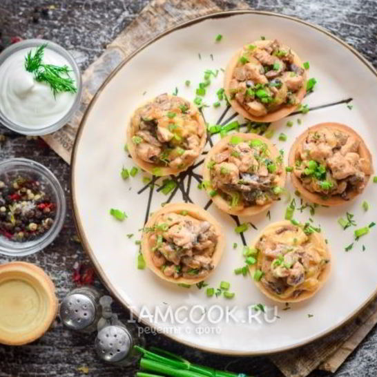 Рецепт тарталеток с грибами, курицей и сливками