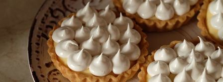 тарталетки с лимонно-лаймовым кремом и меренгой. Шаг 25