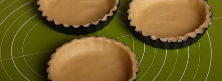 тарталетки с лимонно-лаймовым кремом и меренгой. Шаг 9