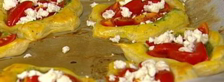 тарталетки с помидорами и соусом песто. Шаг 7