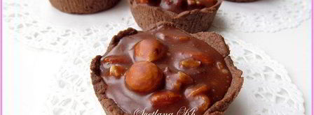 тарталетки с шоколадно-ореховой карамелью и сливками. Шаг 10