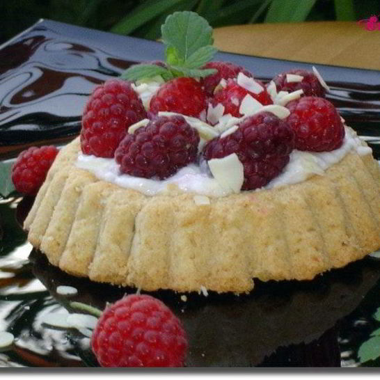 Рецепт тарталеток с творожным кремом и малиной