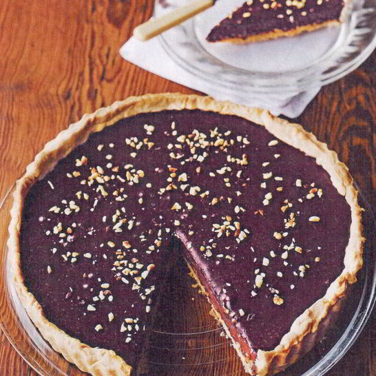 Рецепт шоколадного тарта с фундуком и медом