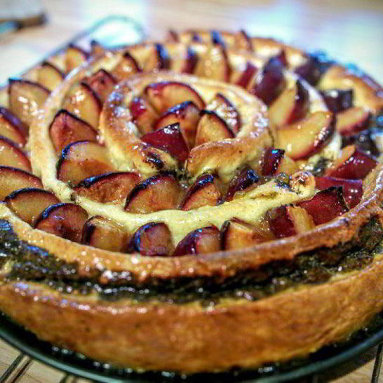 Рецепт сливового тарта с маковой начинкой