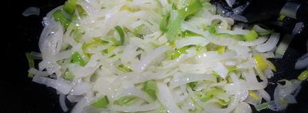 тарт с карамелизованным луком и рикоттой. Шаг 2