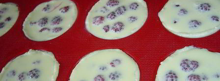 творожные заливные корзиночки с абрикосами и малиной. Шаг 5