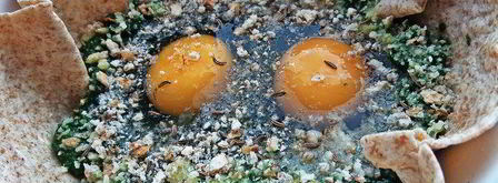 глазунья, запеченная в шпинате. Шаг 7