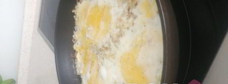 яичница на луке. Шаг 4