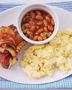 Яичница с фасолью