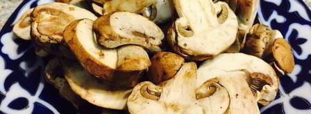 яичница с грибами, грудинкой и овощами. Шаг 3