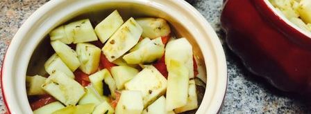 яичница с грибами, грудинкой и овощами. Шаг 10