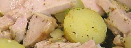 яичница с индейкой, картофелем и травами. Шаг 7