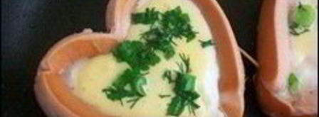 яичница с сосисками для романтического завтрака. Шаг 5