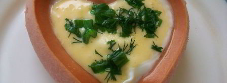 яичница с сосисками для романтического завтрака. Шаг 6