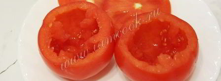 яичница с ветчиной и грибами запеченная в помидорах. Шаг 8