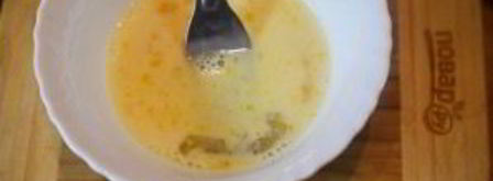 яичница в булочках веселый завтрак. Шаг 5