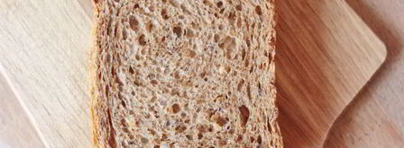 яичница в хлебе. Шаг 3