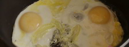 яичница в мультиварке. Шаг 3