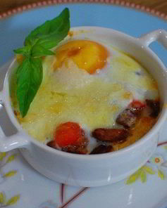 Яйца по-мексикански, запеченные с фасолью