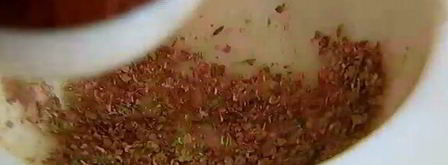 яйца по-мексикански, запеченные с фасолью. Шаг 10