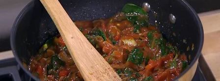 яйца, запеченные на испанский лад. Шаг 7