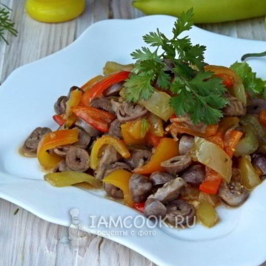 Закуска из запеченного перца с куриными сердечками