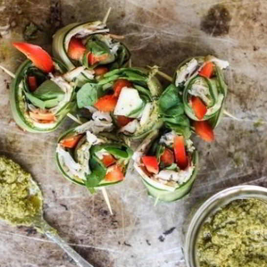 Рецепт закуски с огурцом и копченой индейкой