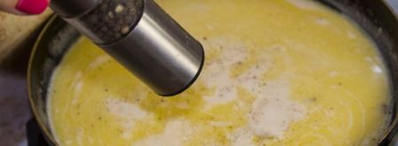 жульен в горшочке с курицей и грибами. Шаг 13