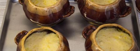 жульен в горшочке с курицей и грибами. Шаг 21