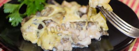 жульен в мультиварке с курицей и грибами. Шаг 17