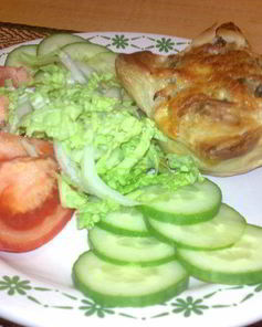 Жульен в слоеной корзиночке