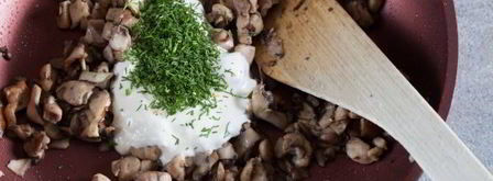 жульен в тарталетках с грибами и курицей. Шаг 10