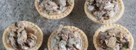 жульен в тарталетках с грибами и курицей. Шаг 11