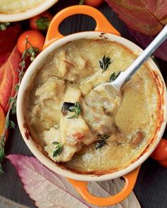 Жюльен из цесарки с шампиньонами